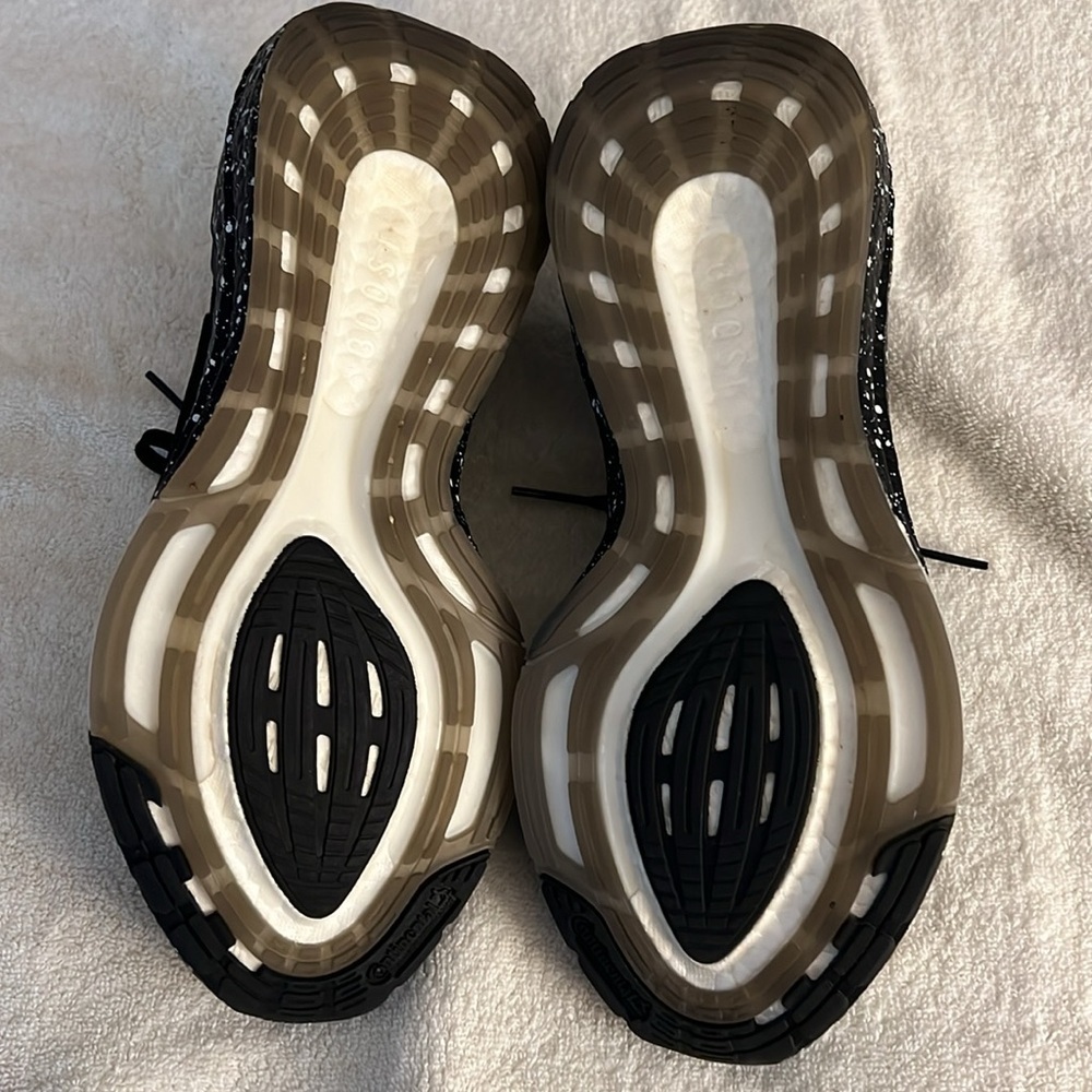 Adidas men’s tennis shoes - Picture 7 of 11